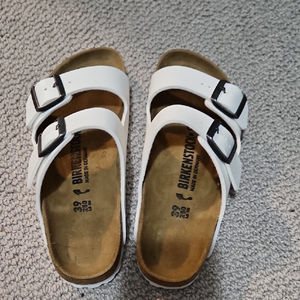 Birkenstock White Sandals with Adjustable Straps